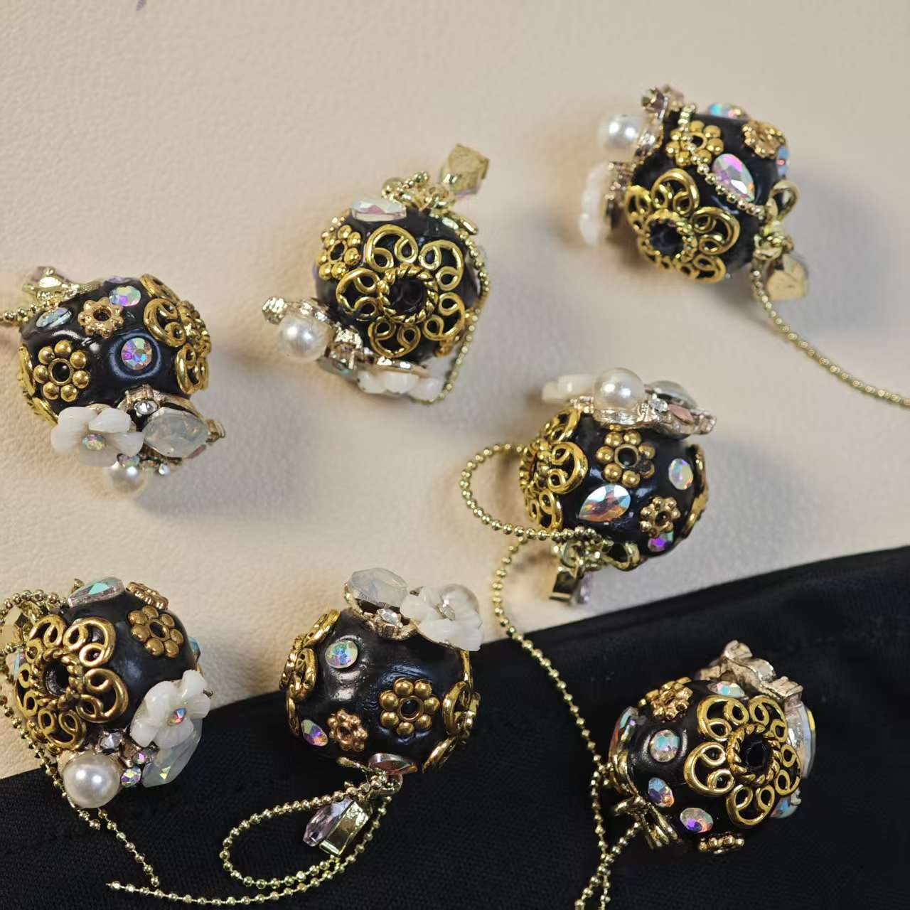 M031【2pcs】 Alloy beads