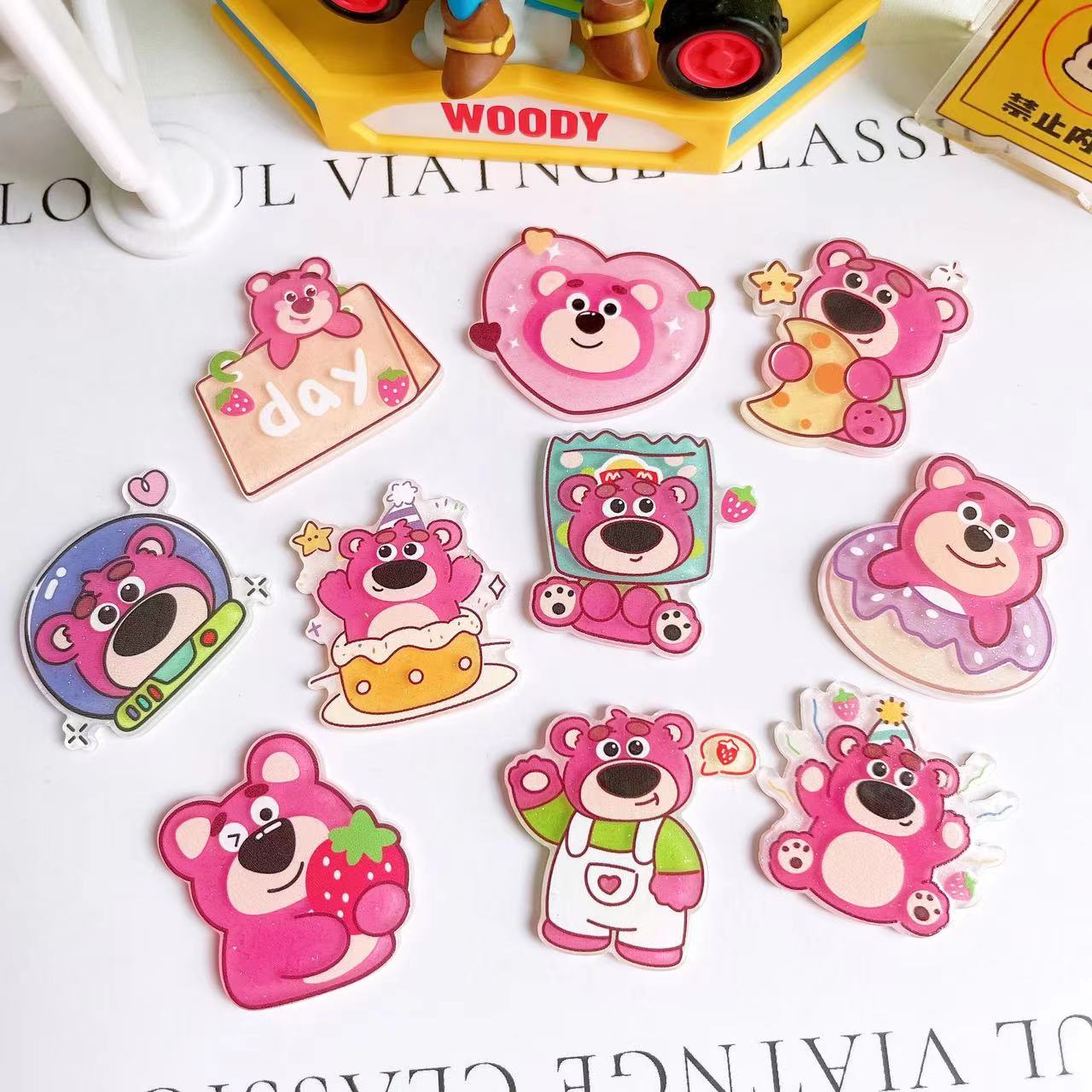A0681 Lotso Acrylic(pre-sale)