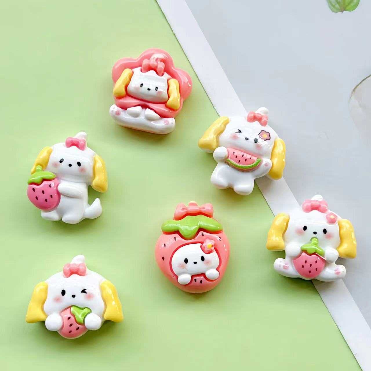A0737 Strawberry Dog (Pre-sale)
