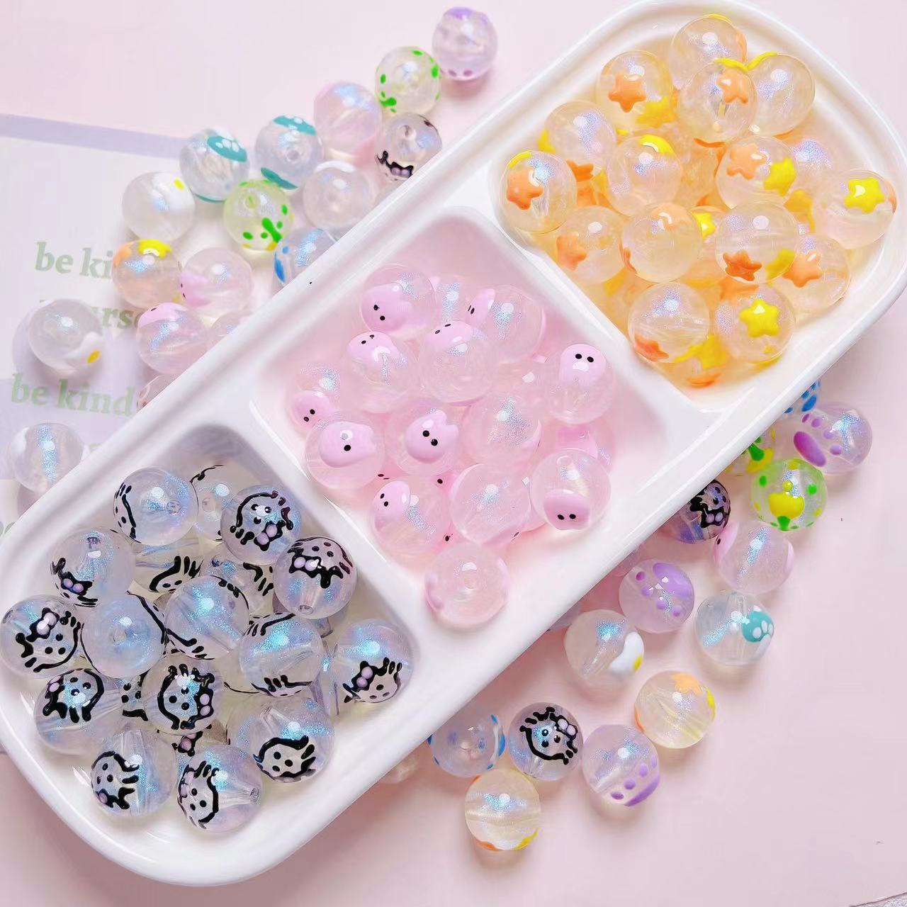 AB469 Hand drawn cat beads