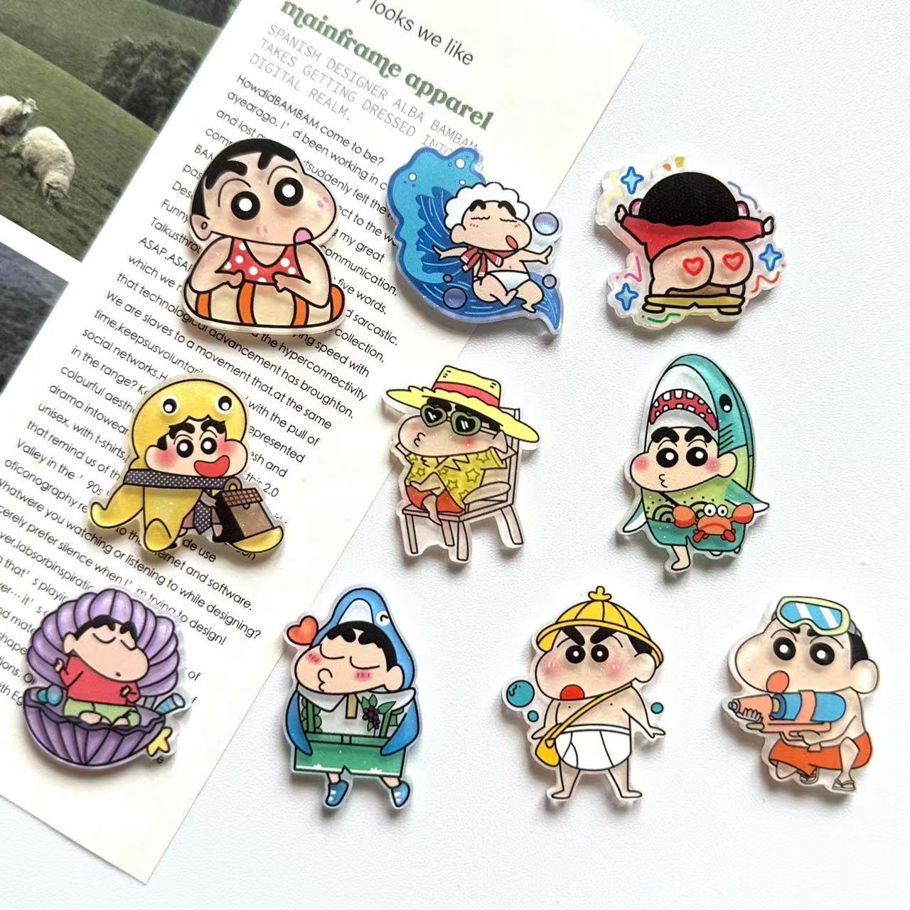 Yv080【presale】Beach Vacation Crayon Shin chan acrylic