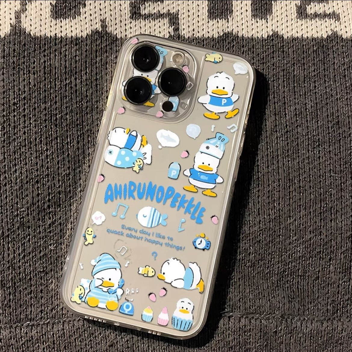 Yv109【presale】Baker Duck Phone Case (please leave your phone model in the notes)