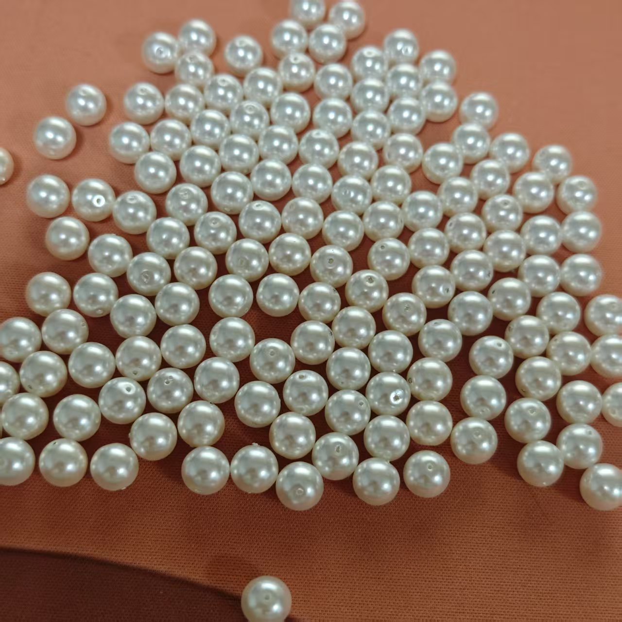 AJ046(145pcs 8mm Cream Resin Beads