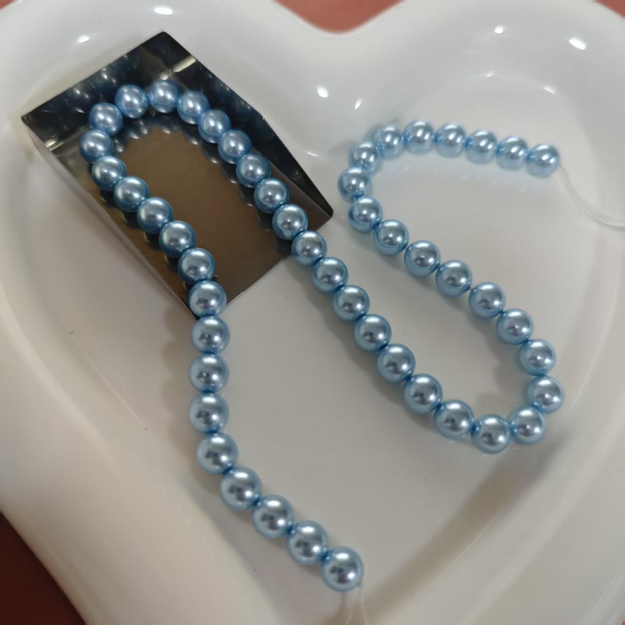 AJ119【8mm Blue Beads on String