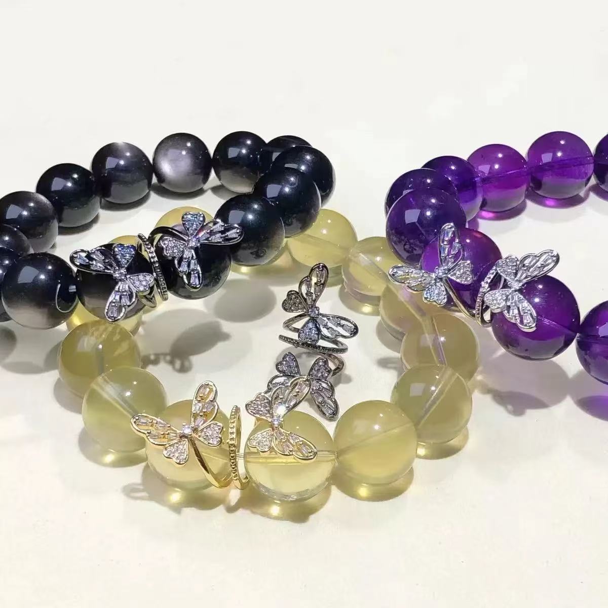 AJ389 Butterfly-Coiled Bead Accessories