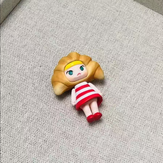 Yv095【presale】molly doll