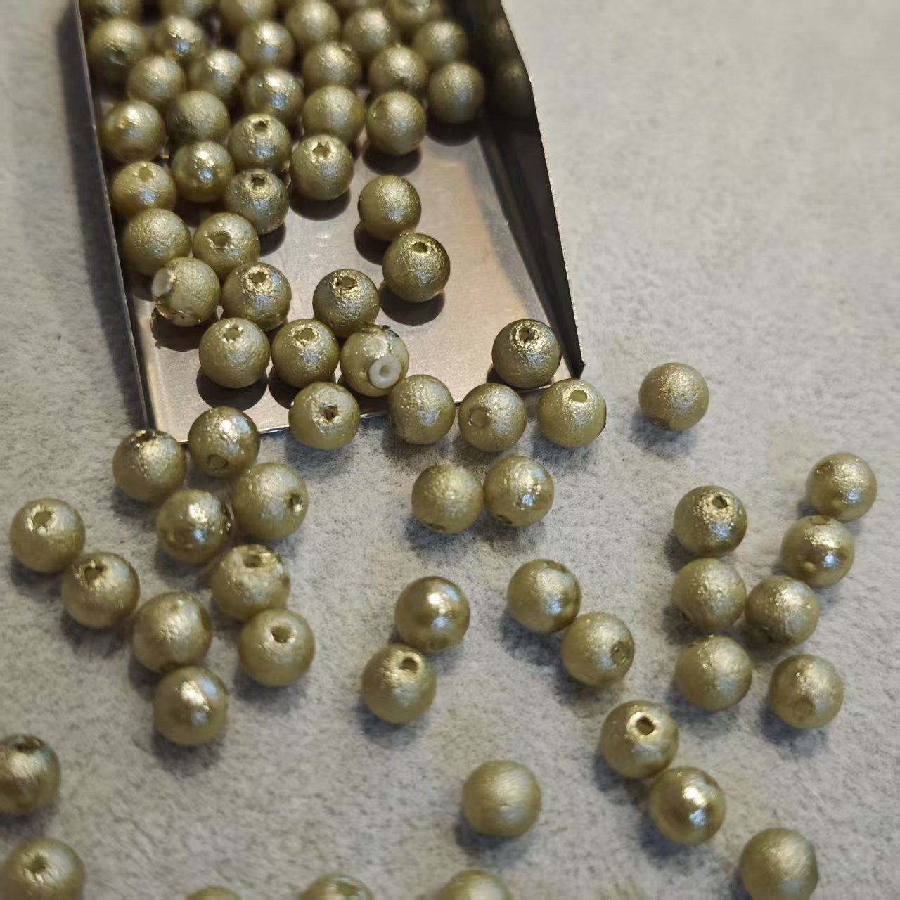 AJ276【85pcs 6mm Green Beads - DIY Jewelry Making Supplies for Bracelets & Necklaces