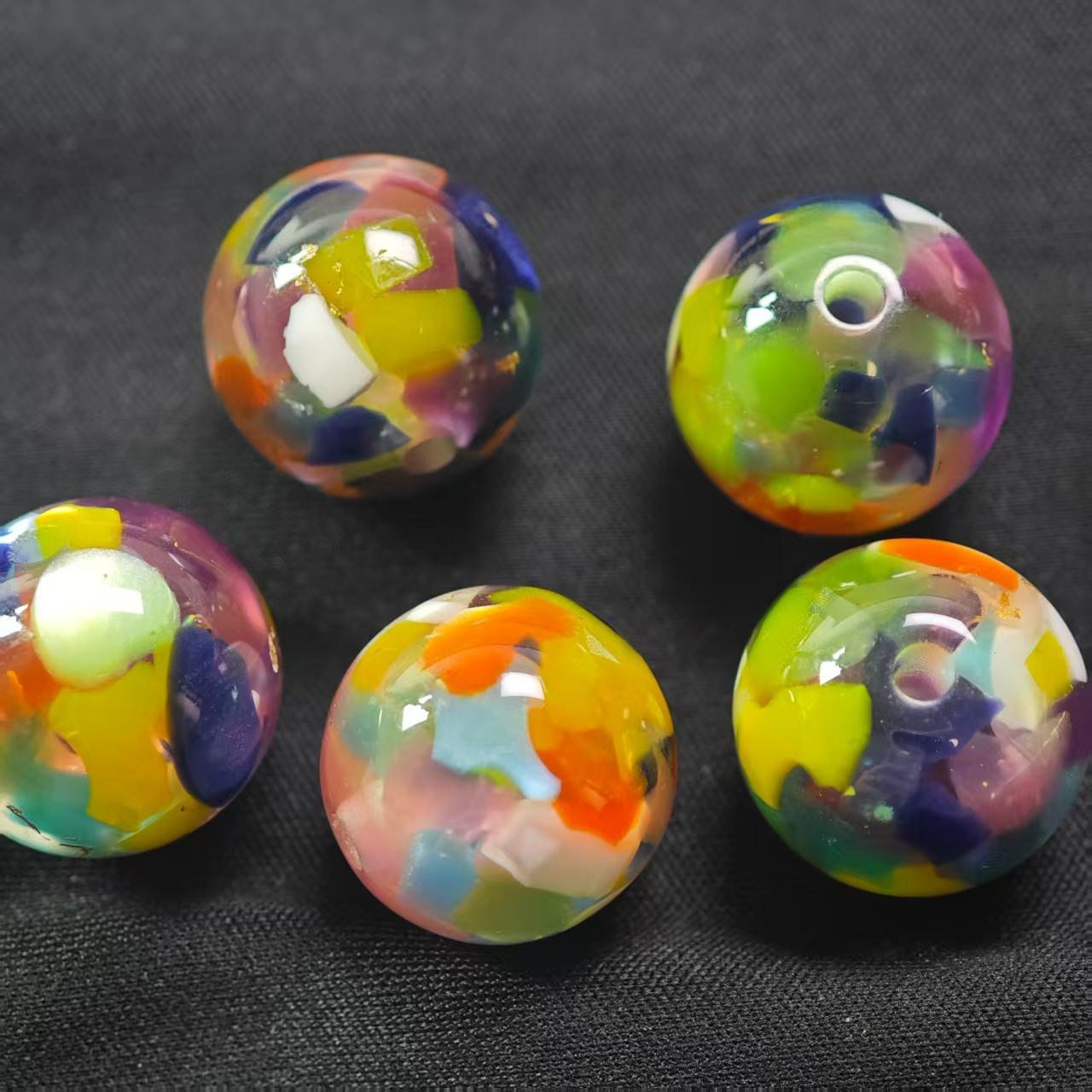 E011【5pcs】 16mm resin beads