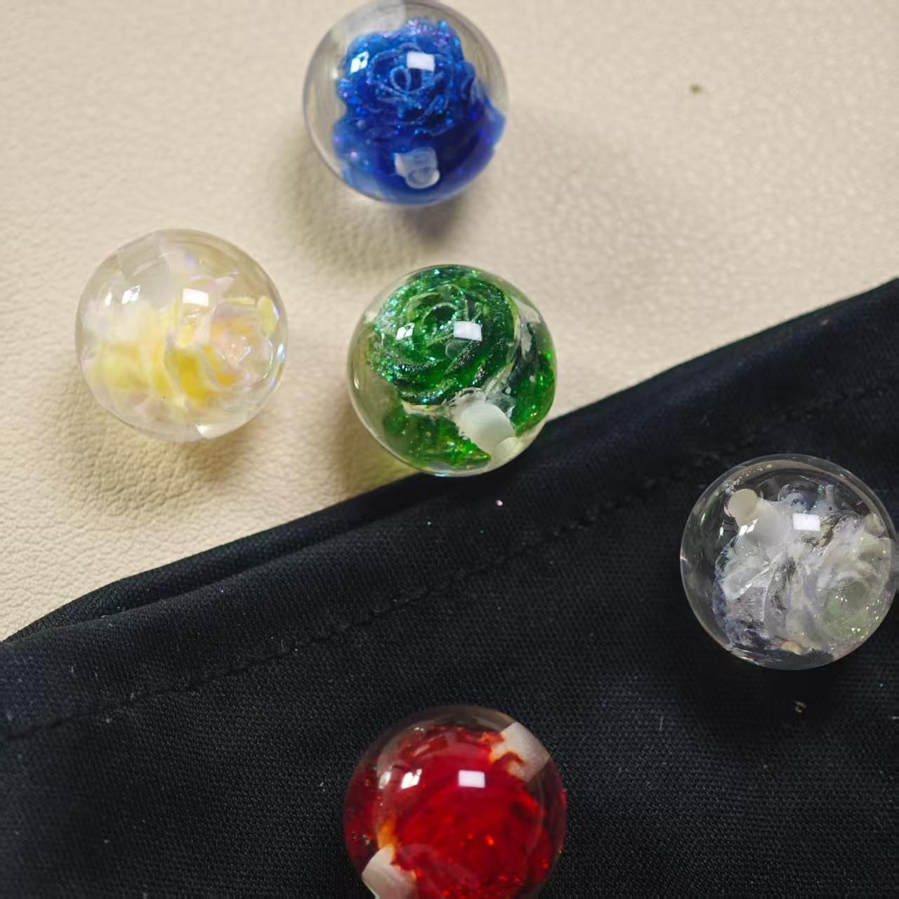 E024【5pcs】 16mm resin beads