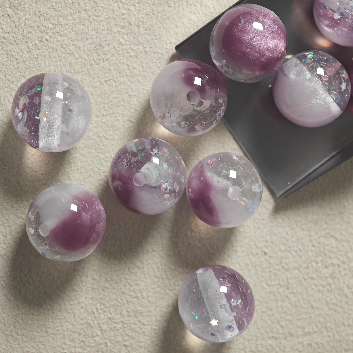 E037【10pcs】 16mm resin beads