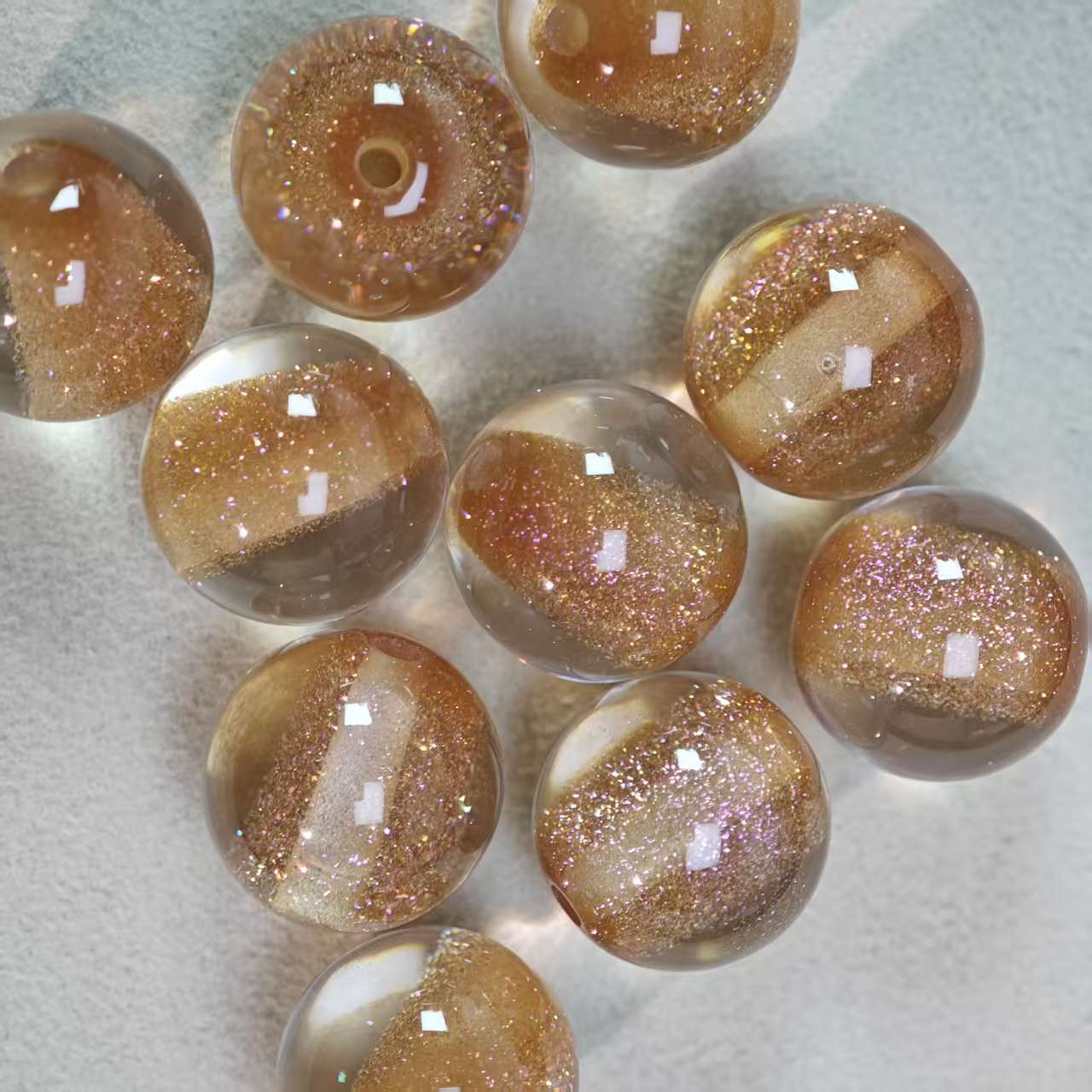 E095【10pcs】 16mm resin beads