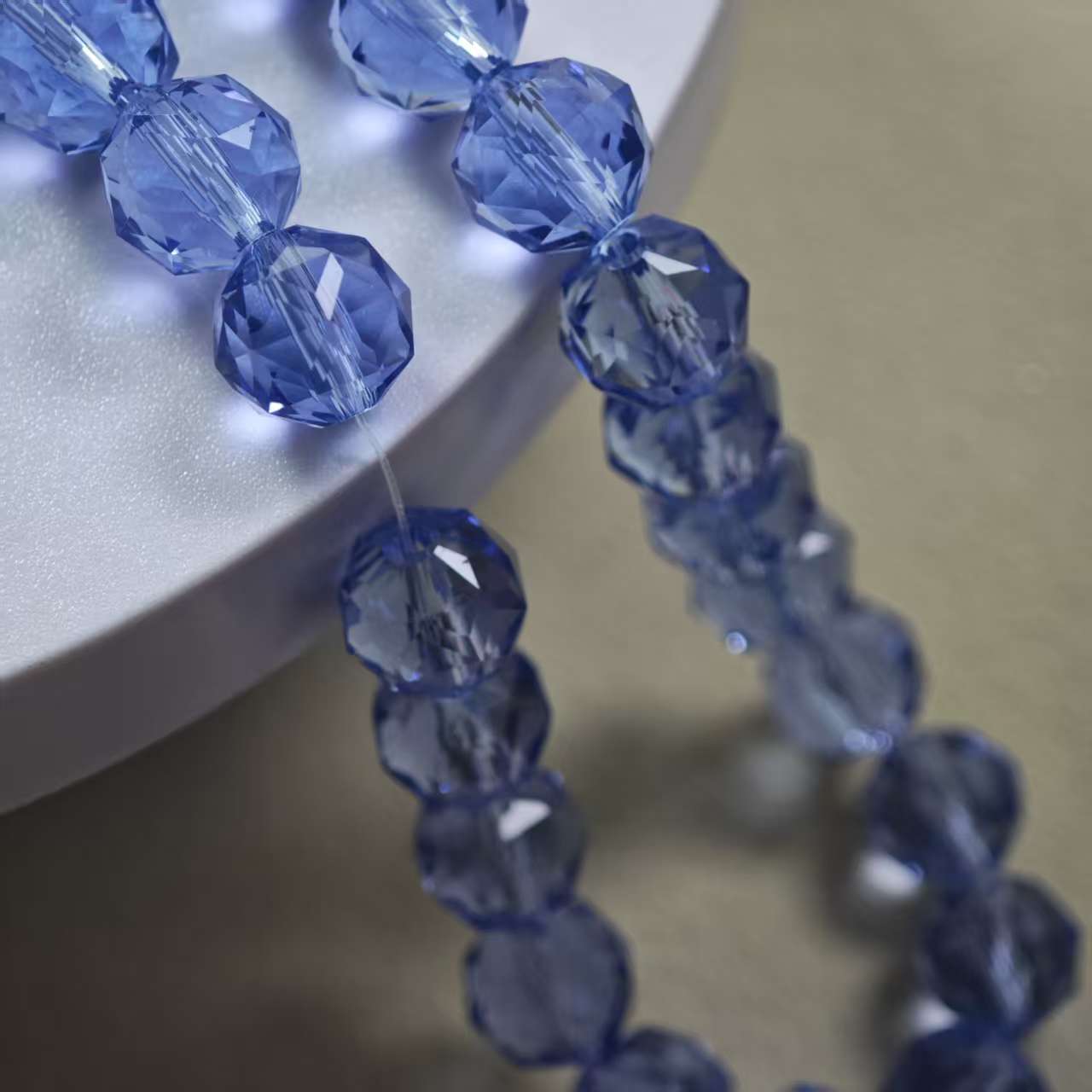 G001【1 string】9.3mm resin beads