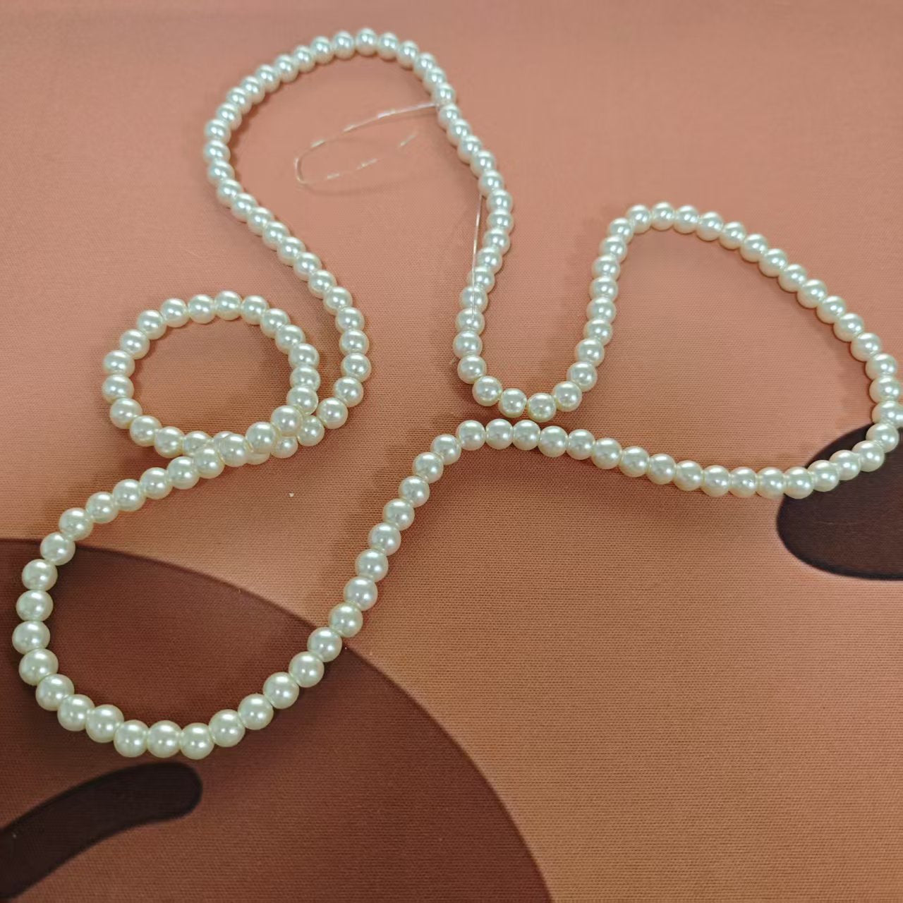 AJ046 6mm Pearl White Stringing Beads
