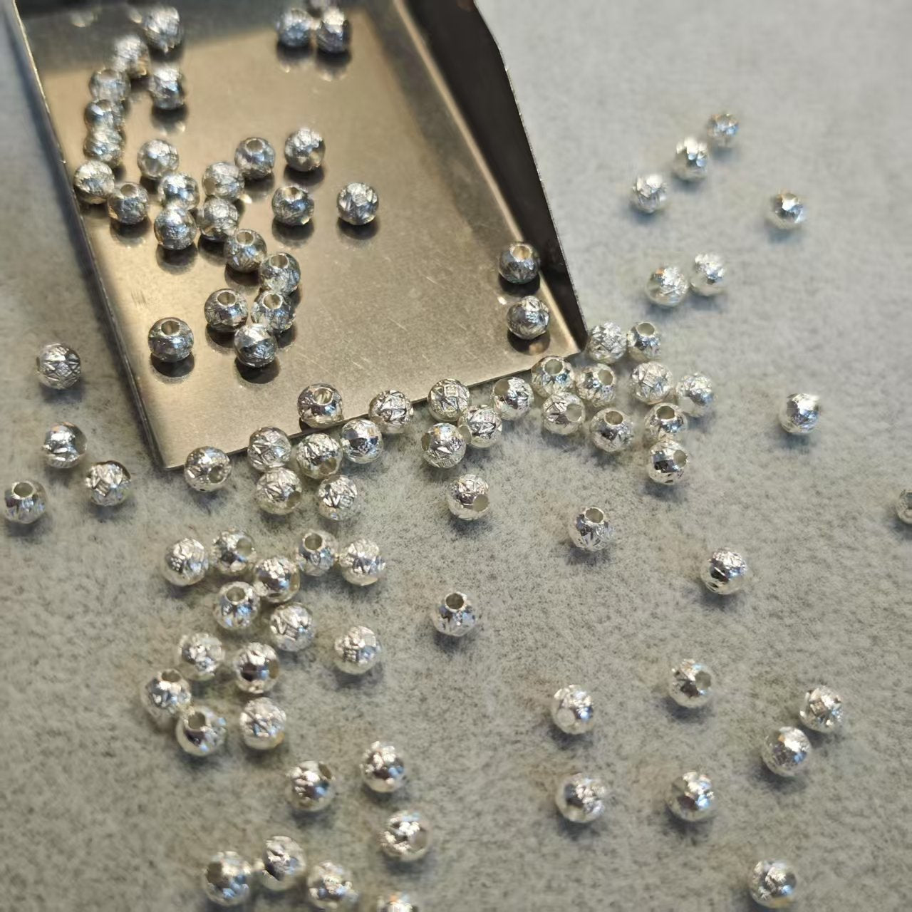 AJ247【100pcs 3mm Silver Spacer Beads