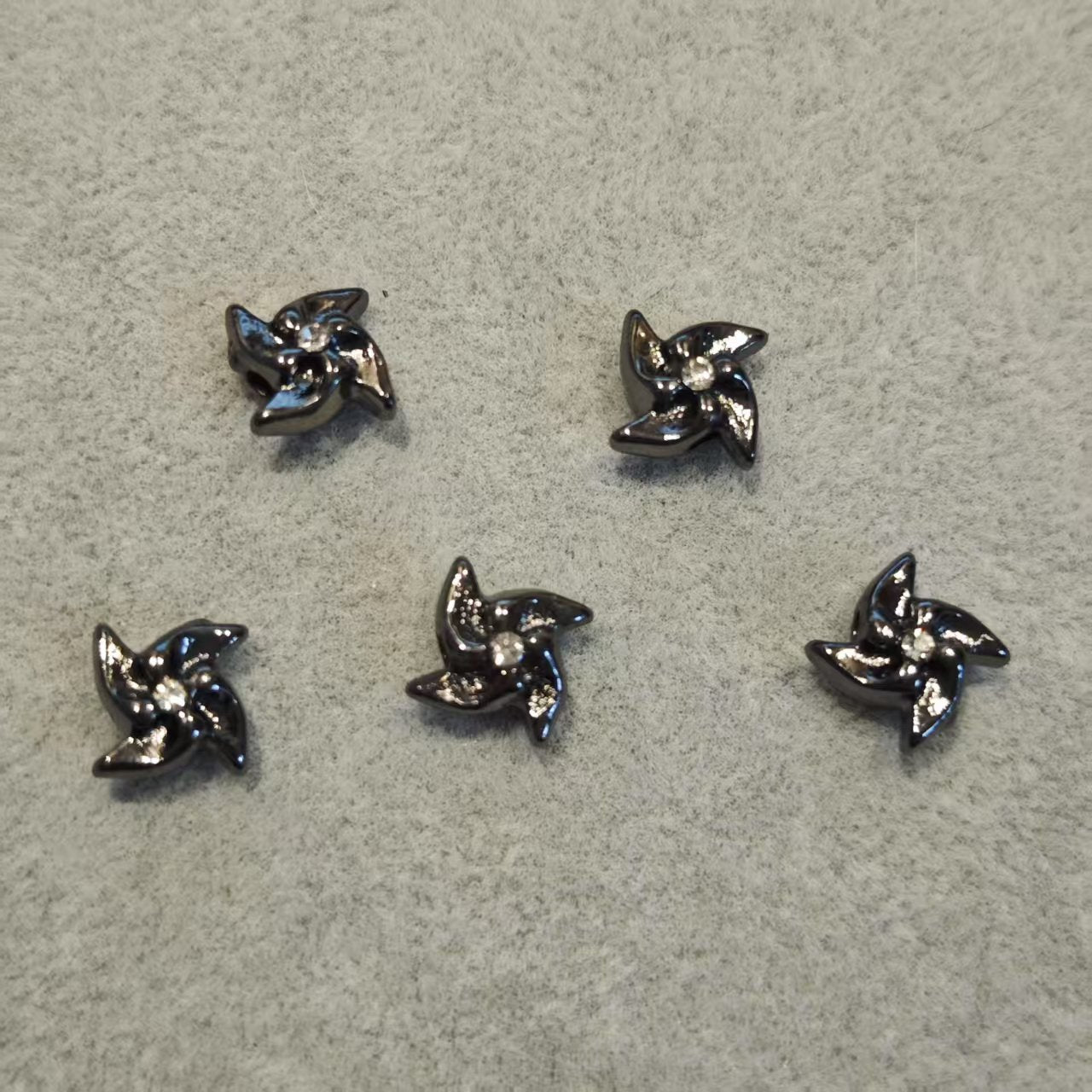 AJ269【5pcs 9mm Black Windmill Spacer Beads - DIY Jewelry Making Charms