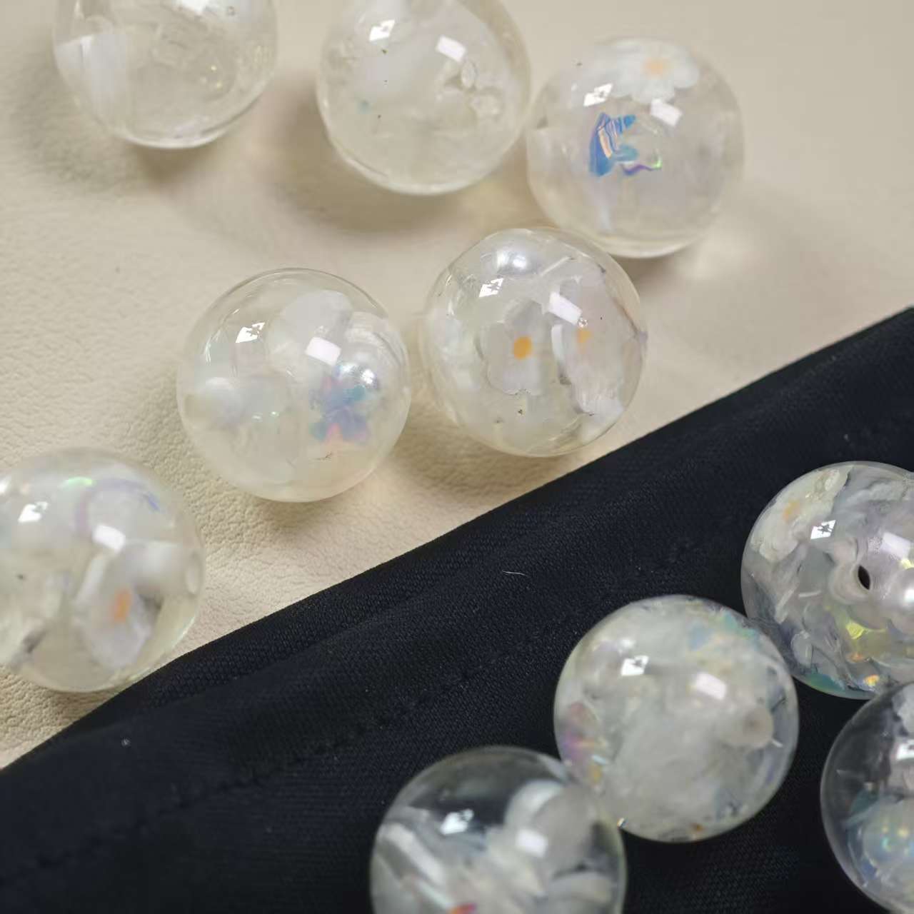 E153【5pcs】 16mm resin beads