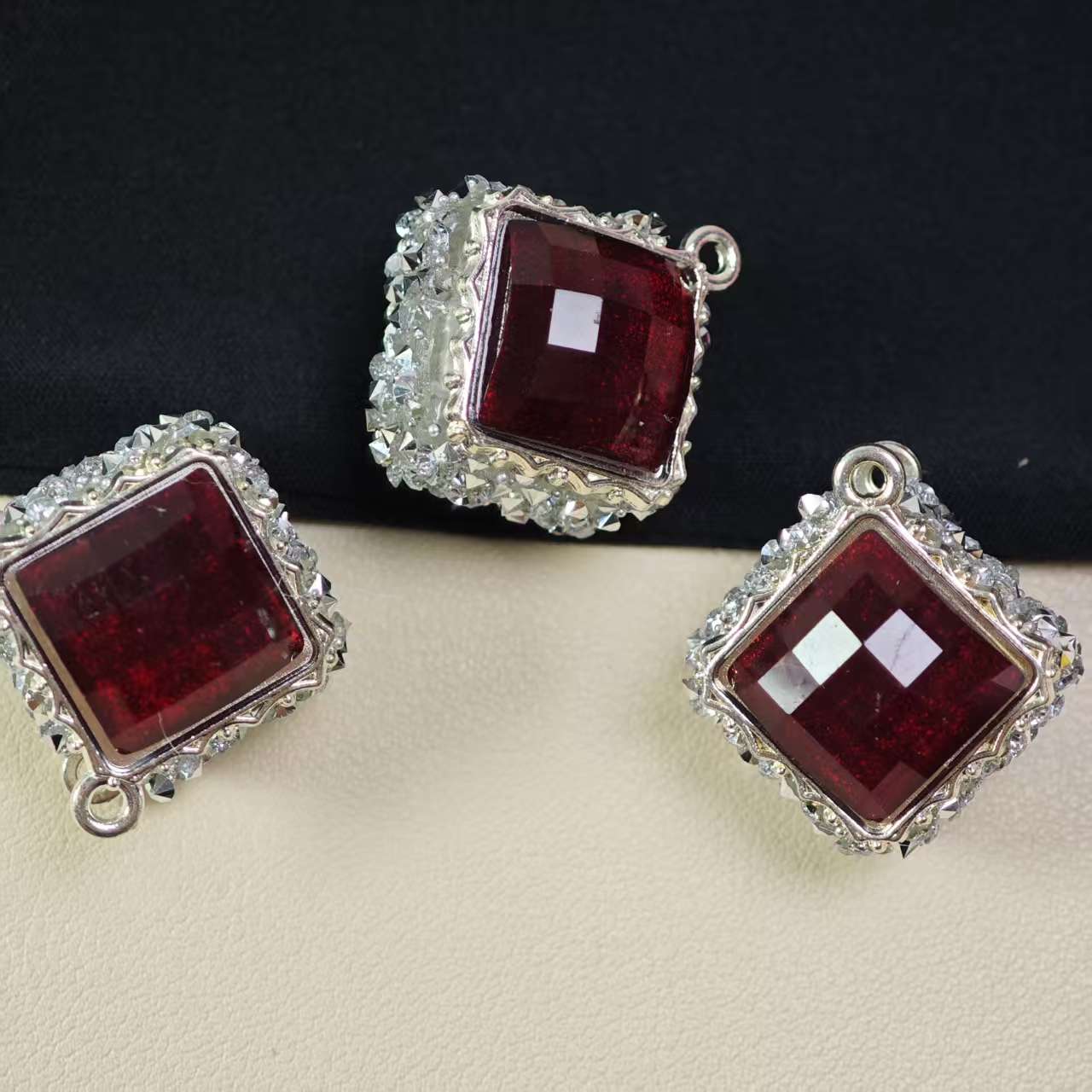 M086【2pcs】 Alloy beads