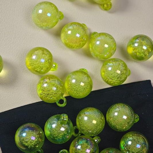 E132【20pcs】 16mm resin beads