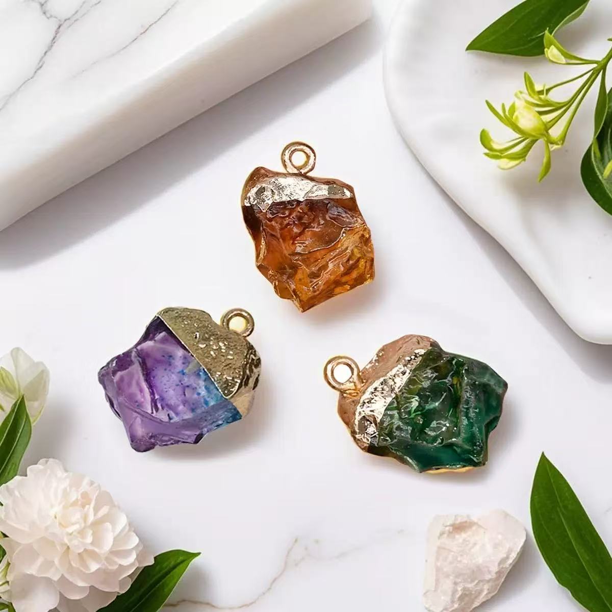 AJ321 3pcs Ombre Crystal Chip Pendants