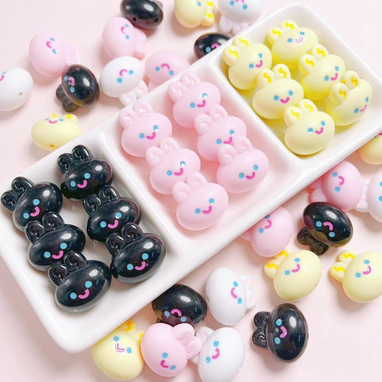A0584 colorful bunny head beads（pre-sale）