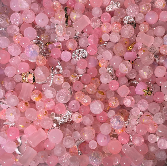 B746 pink world beads