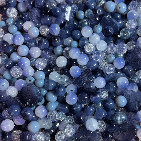 B804 Dark blueish purple beads mix