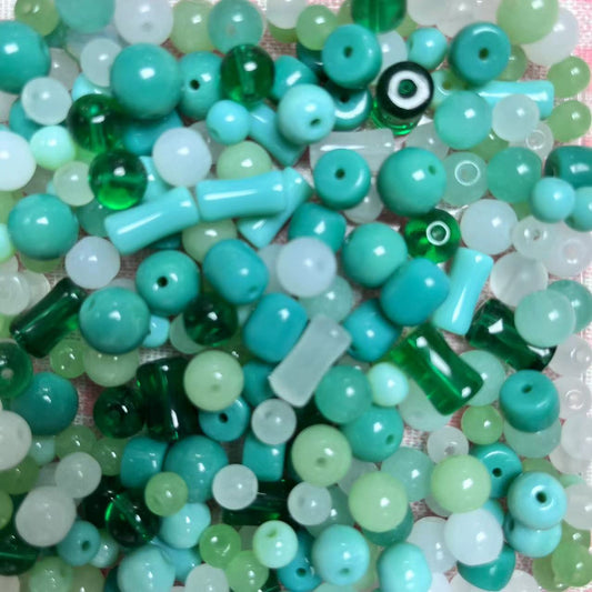 B792 teal beads