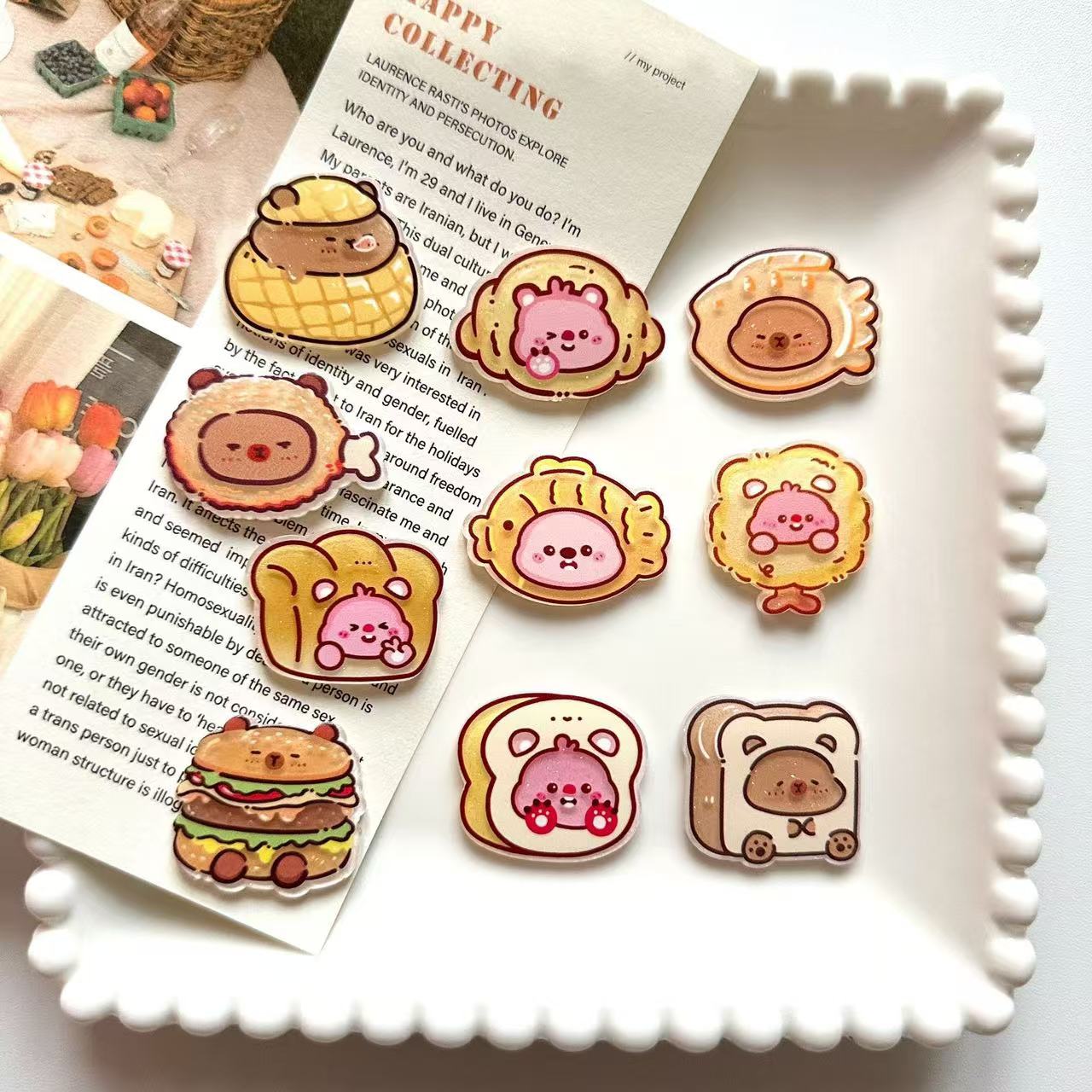 J075【Ready stock】capybara food acrylic