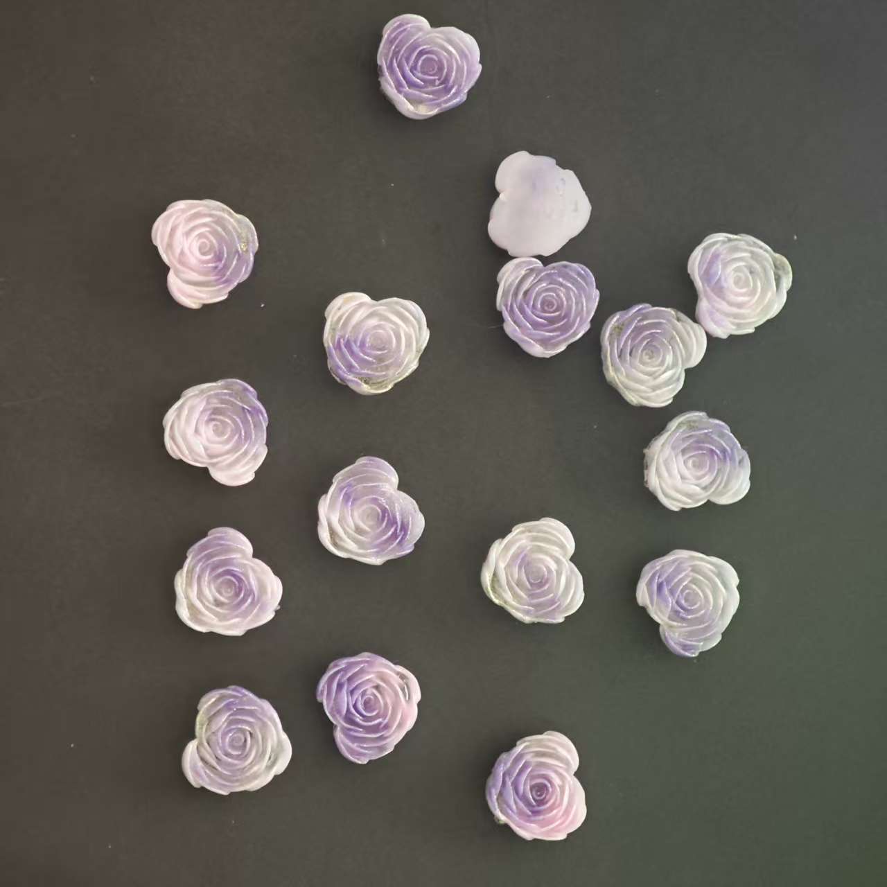 Z035  10pcs soft rubber flowers