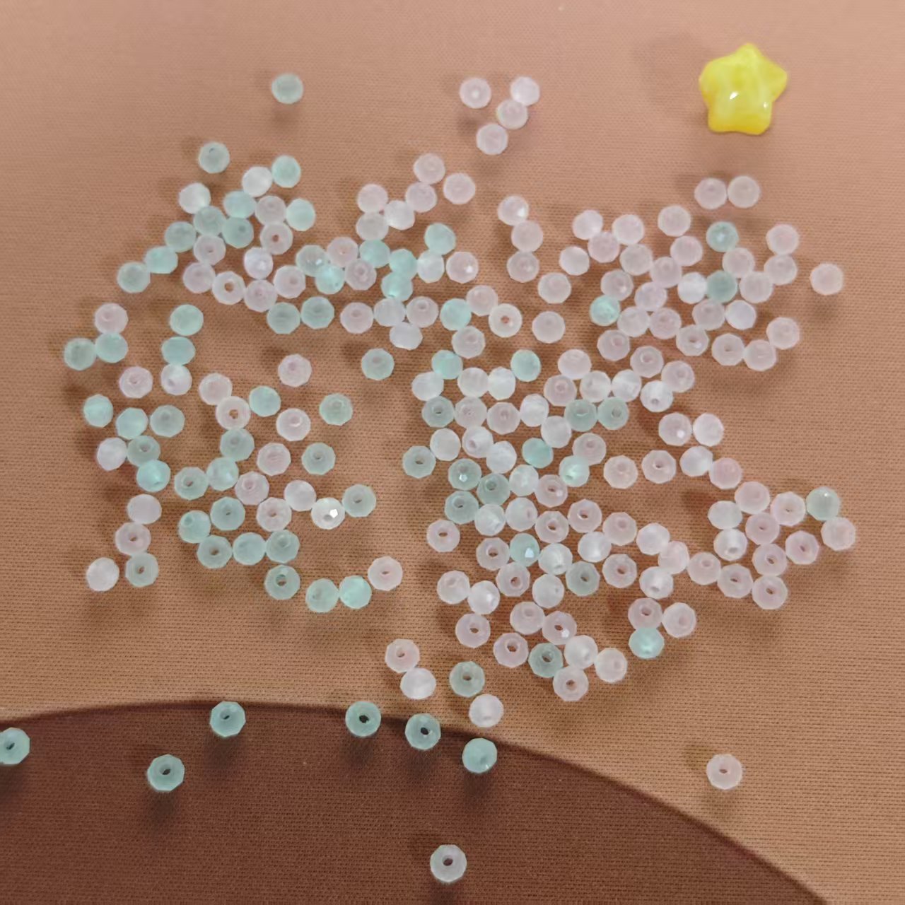 AJ029 【Ready stock】0.04lb Pink & Blue Mixed Seed Beads