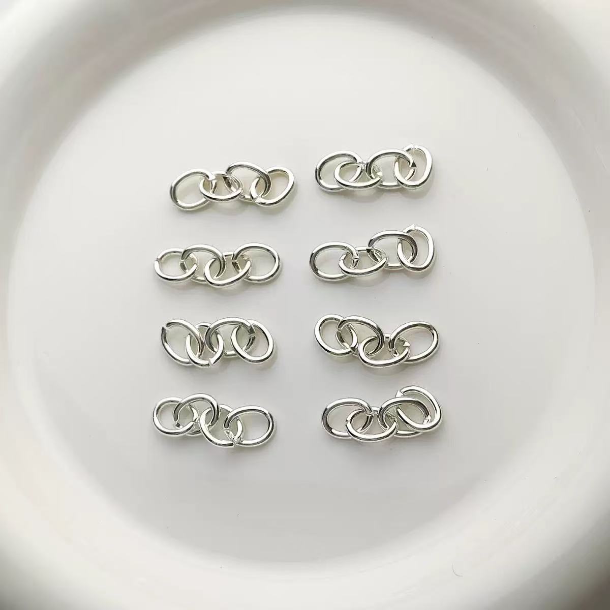 AJ430  【25 pcs】  Silver Figaro Chain