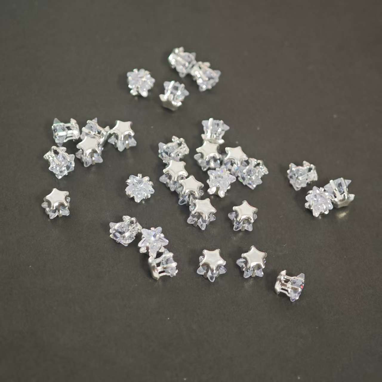 Z044【30pcs】 Zircon