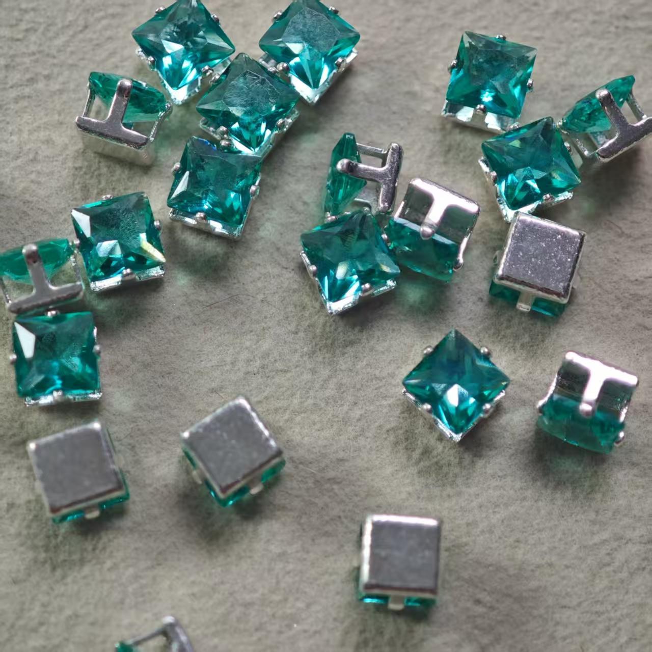 A024【25pcs】 Zircon