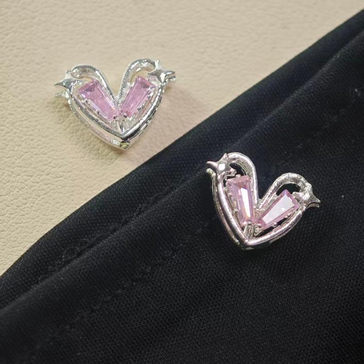 A028【2pcs】 Zircon