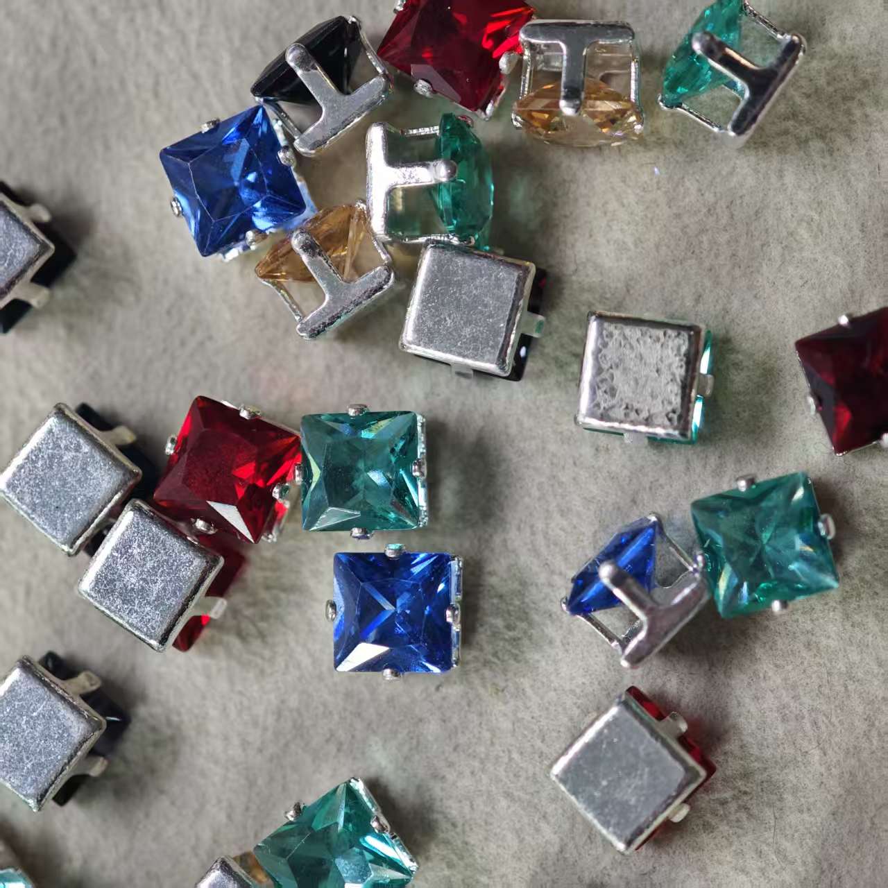 A032【25pcs】 Zircon