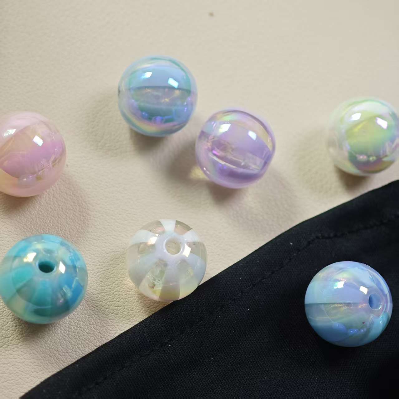 E041【10pcs】 16mm resin beads