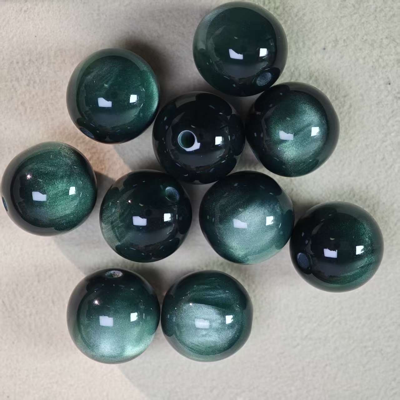 E099【10pcs】 16mm resin beads