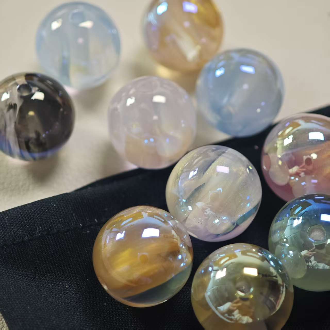 E126【10pcs】 16mm resin beads