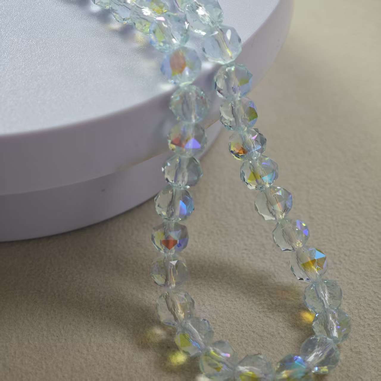 G013【1 string】 7.9mm resin beads