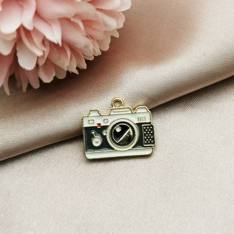 J195【Ready stock】Metal bead charm