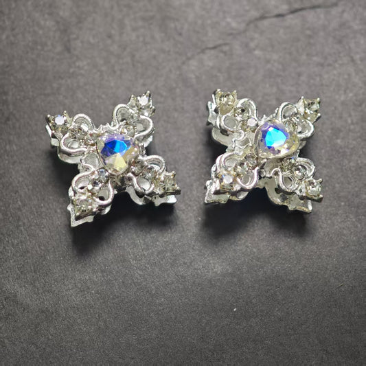 新026 2pcs Bead Charms