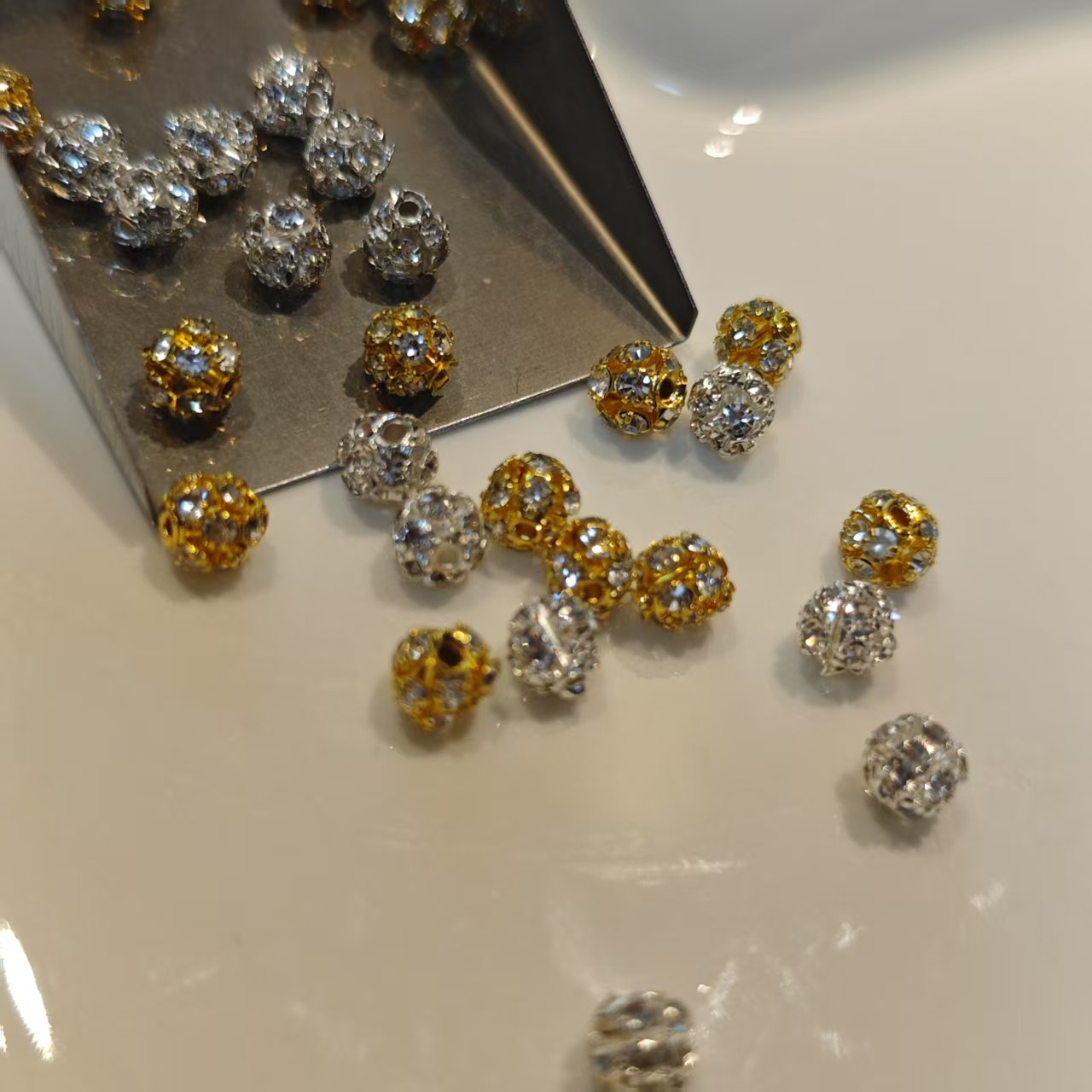 AJ183【30pcs 6mm Zircon Beads (15 Gold & 15 Silver) - Jewelry Making Spacer Beads