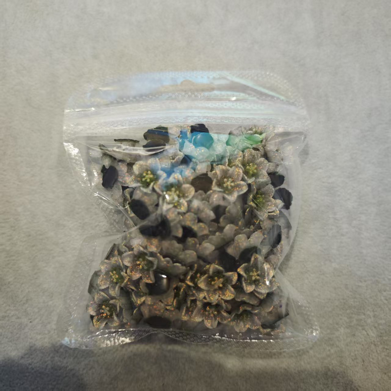 AJ257 【1 Bag Flower Nail Art Charms - 3D Floral Manicure Decorations for DIY Nails