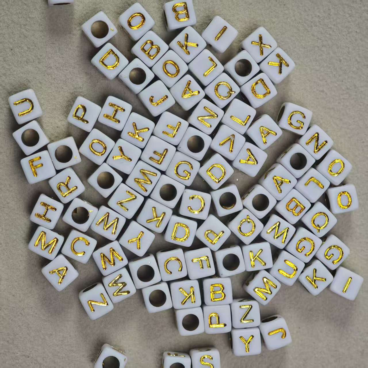 H025【100PCS】 5.9mm beads